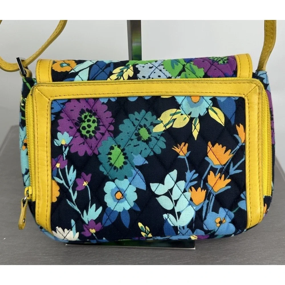 Vera‎ Bradley Midnight Blues Patricia Crossbody Purse Floral Yellow Turn Lock